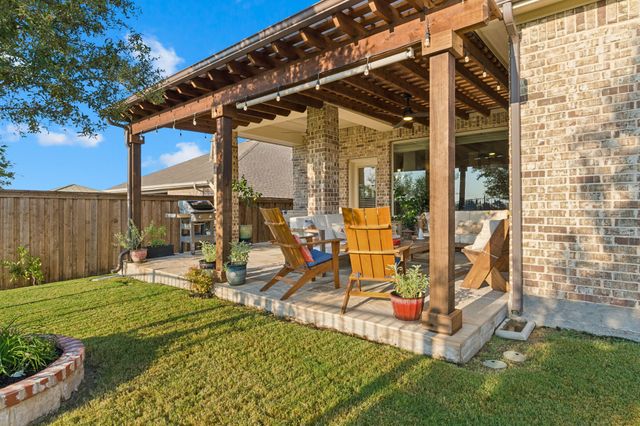 5545 Annie Creek Road, Fort Worth, TX 76126