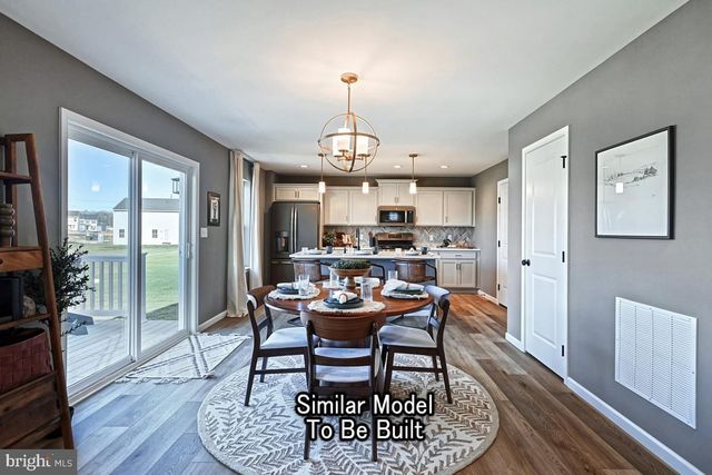 WHITE OAK PLAN AT WOODLYNN PRESERVE, Selinsgrove, PA 17870