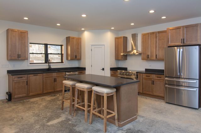 2604 Lower East Valley Road, Dunlap, TN 37327