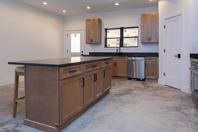 2604 Lower East Valley Road, Dunlap, TN 37327