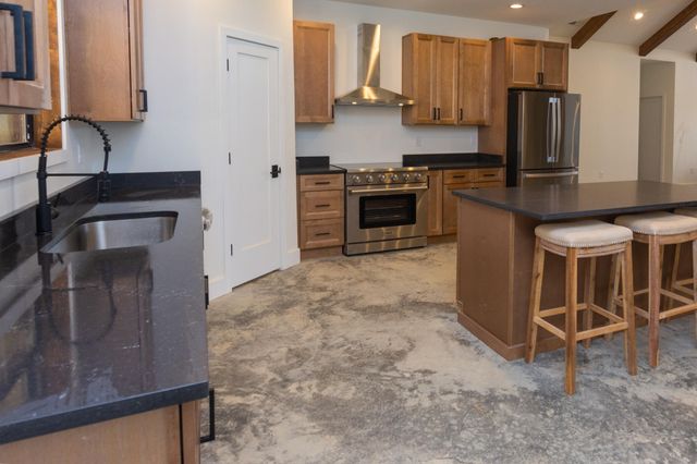 2604 Lower East Valley Road, Dunlap, TN 37327