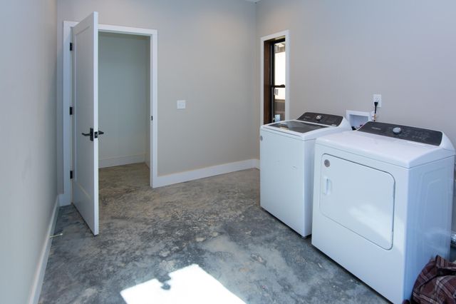 2604 Lower East Valley Road, Dunlap, TN 37327