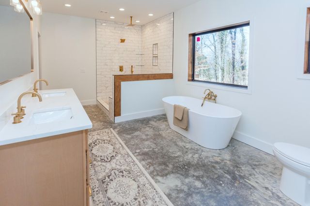 2604 Lower East Valley Road, Dunlap, TN 37327