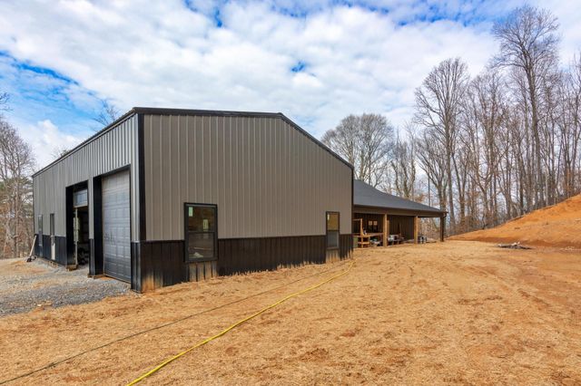 2604 Lower East Valley Road, Dunlap, TN 37327