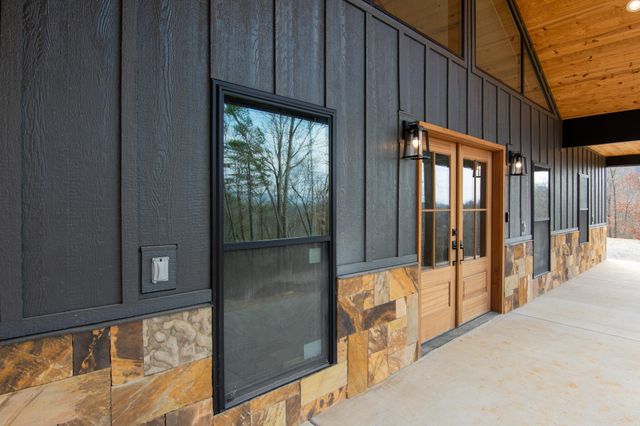 2604 Lower East Valley Road, Dunlap, TN 37327