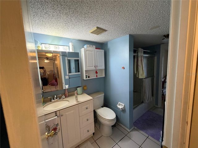 3753 LAKE BAYSHORE DRIVE 305, Bradenton, FL 34205