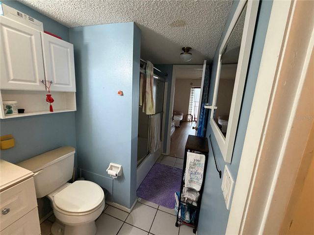 3753 LAKE BAYSHORE DRIVE 305, Bradenton, FL 34205