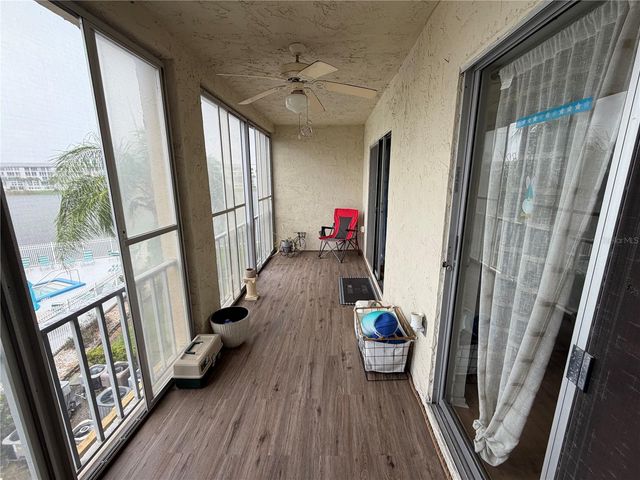3753 LAKE BAYSHORE DRIVE 305, Bradenton, FL 34205