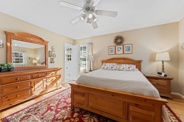 31 Fox Chase Run, Hillsborough Twp., NJ 08844