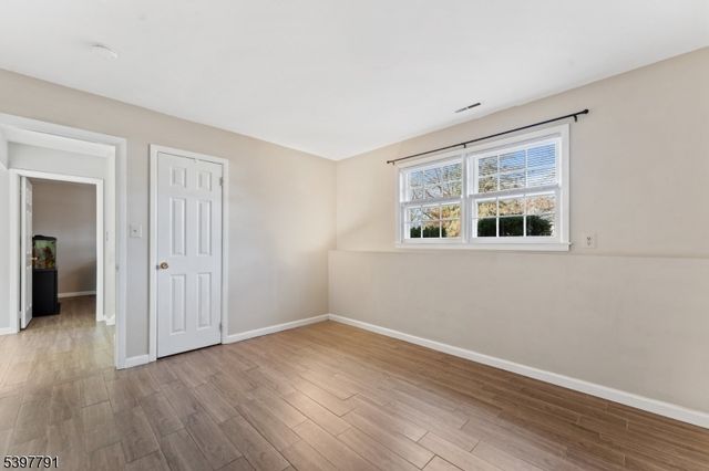 31 Fox Chase Run, Hillsborough Twp., NJ 08844