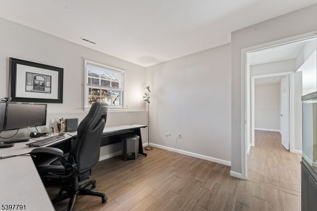 31 Fox Chase Run, Hillsborough Twp., NJ 08844