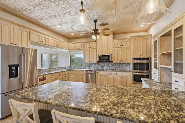 813 Remuda Drive, Fort Worth, TX 76108