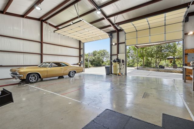 813 Remuda Drive, Fort Worth, TX 76108