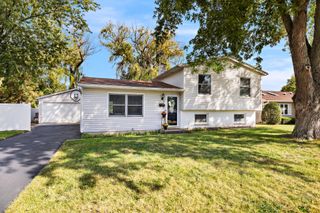 36712 N Traer Terrace, Gurnee, IL 60031