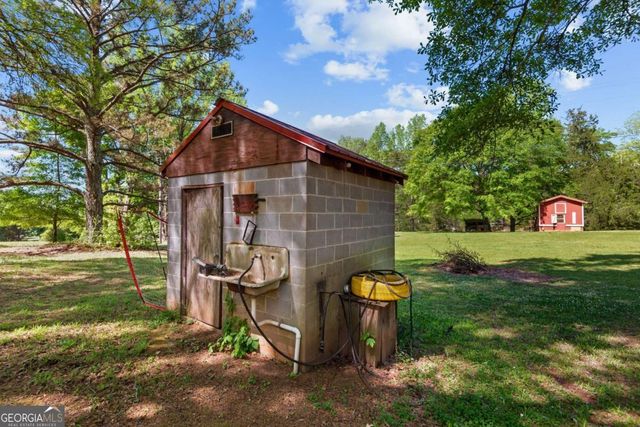 761 Fincherville Road, Jackson, GA 30233