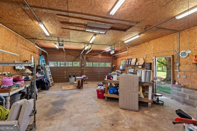 761 Fincherville Road, Jackson, GA 30233