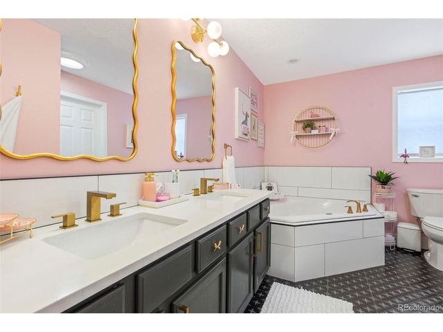 5946 County Road 3, Erie, CO 80516