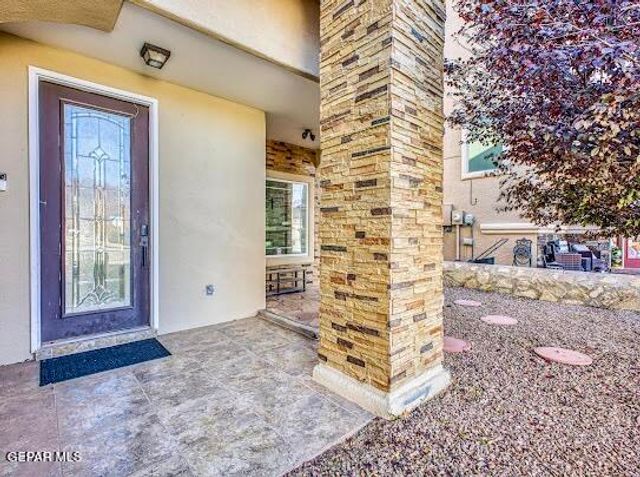 5532 Manuel Moreno Drive, El Paso, TX 79934