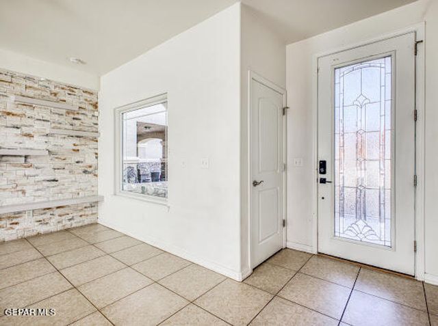 5532 Manuel Moreno Drive, El Paso, TX 79934