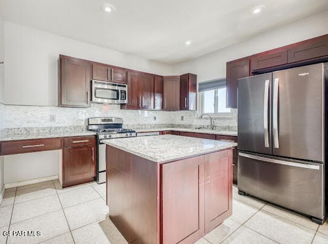 5532 Manuel Moreno Drive, El Paso, TX 79934