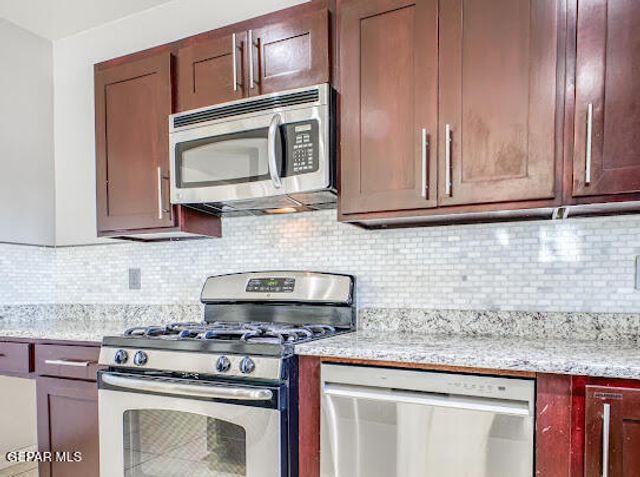 5532 Manuel Moreno Drive, El Paso, TX 79934