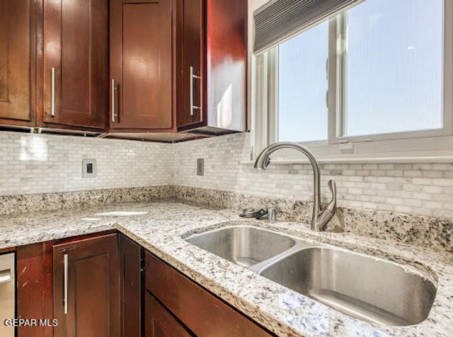 5532 Manuel Moreno Drive, El Paso, TX 79934