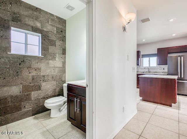 5532 Manuel Moreno Drive, El Paso, TX 79934