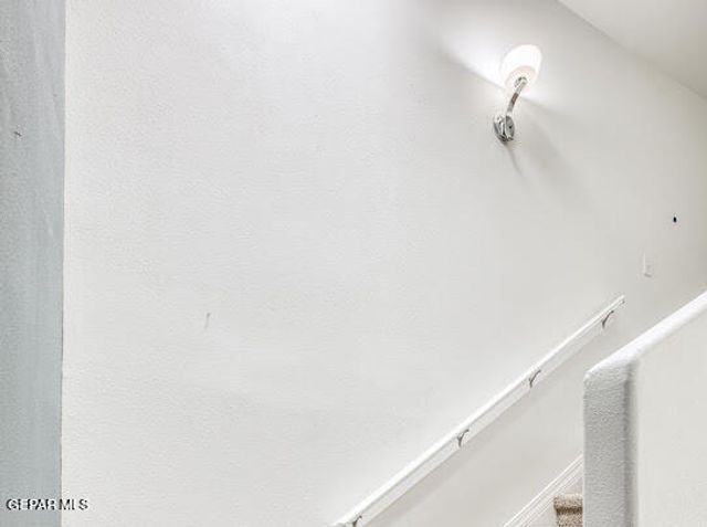 5532 Manuel Moreno Drive, El Paso, TX 79934