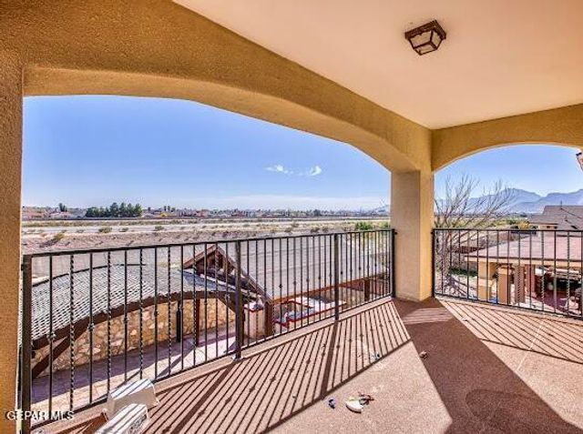 5532 Manuel Moreno Drive, El Paso, TX 79934