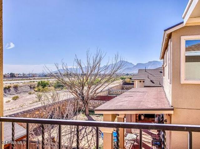 5532 Manuel Moreno Drive, El Paso, TX 79934