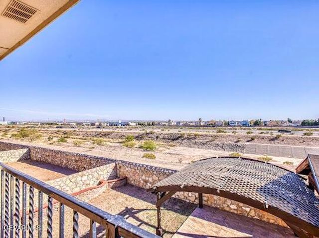 5532 Manuel Moreno Drive, El Paso, TX 79934