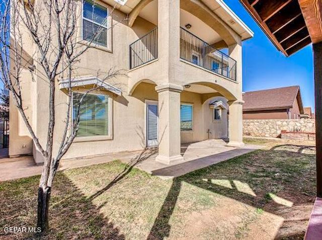 5532 Manuel Moreno Drive, El Paso, TX 79934