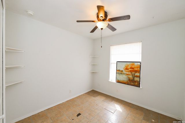 8207 GLEN FOX, San Antonio, TX 78239