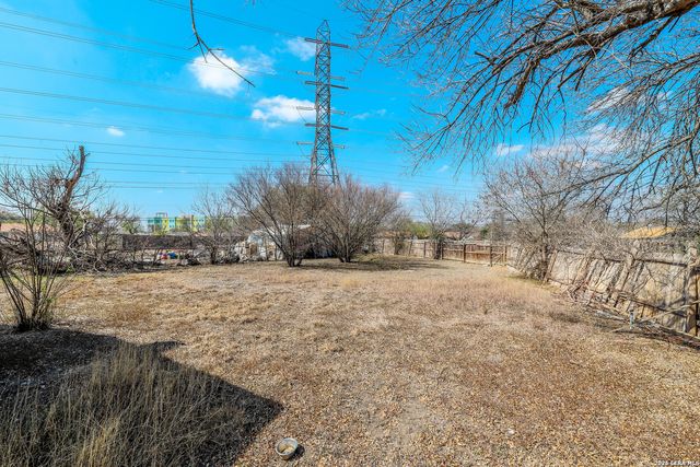 8207 GLEN FOX, San Antonio, TX 78239