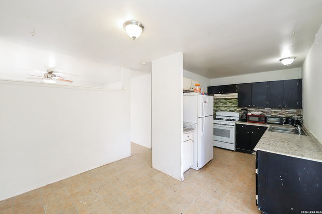 8207 GLEN FOX, San Antonio, TX 78239