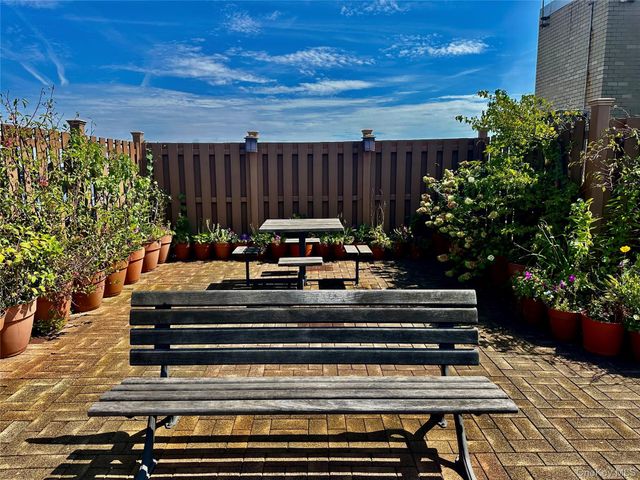 37-31 73rd Street Street 7U, Jackson Heights, NY 11372