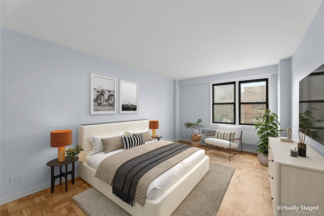 37-31 73rd Street Street 7U, Jackson Heights, NY 11372