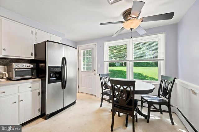 1264 ESTATE DR, West Chester, PA 19380