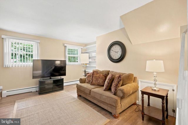 1264 ESTATE DR, West Chester, PA 19380
