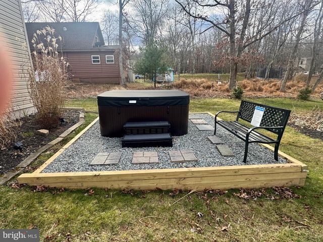 65 BYRON LN, Albrightsville, PA 18210