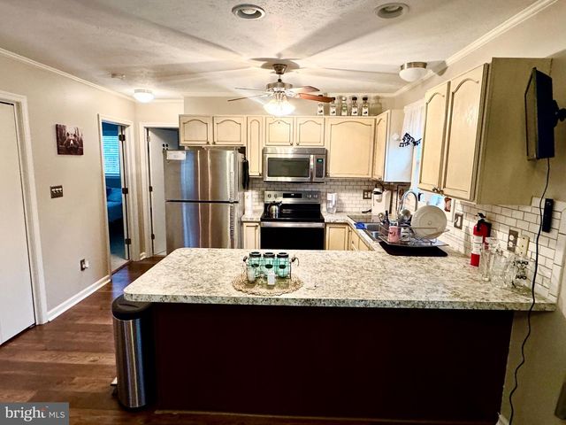 65 BYRON LN, Albrightsville, PA 18210