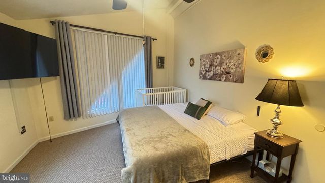 65 BYRON LN, Albrightsville, PA 18210