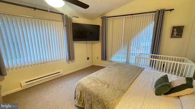 65 BYRON LN, Albrightsville, PA 18210