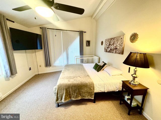 65 BYRON LN, Albrightsville, PA 18210