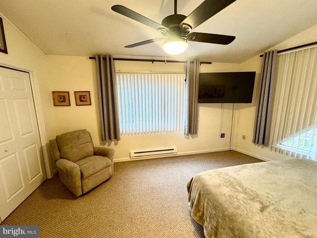 65 BYRON LN, Albrightsville, PA 18210