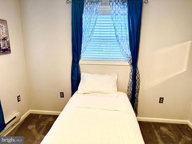 65 BYRON LN, Albrightsville, PA 18210