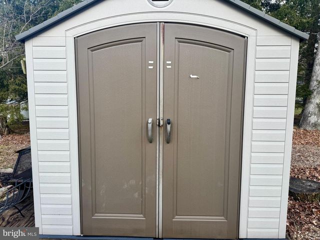 65 BYRON LN, Albrightsville, PA 18210