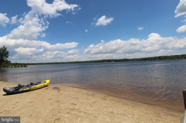 65 BYRON LN, Albrightsville, PA 18210