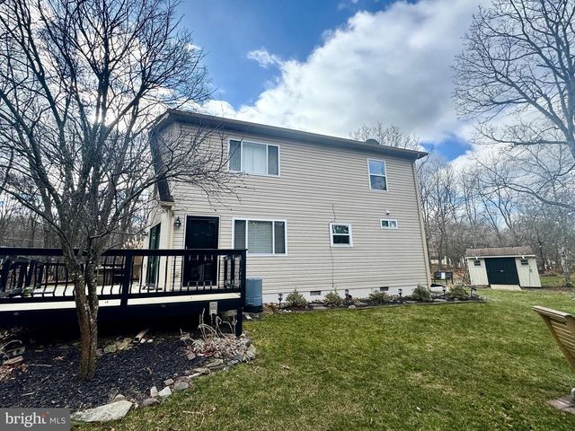 65 BYRON LN, Albrightsville, PA 18210