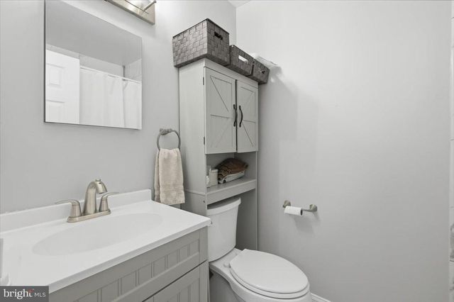 13260 POENER PL, Herndon, VA 20170